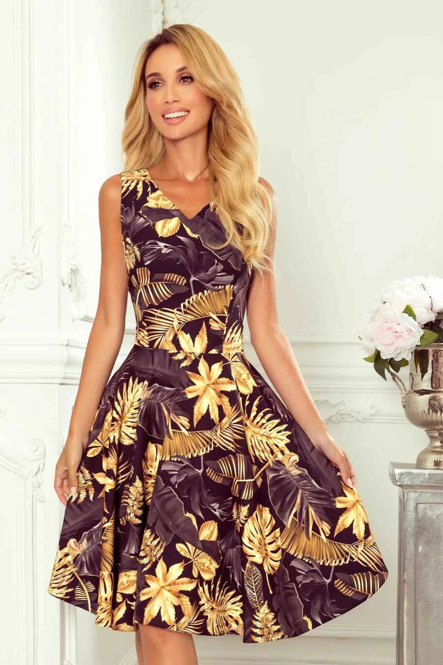 Rochie evazată 114-13 - decolteu în formă de inimă - FRUNZE AURII