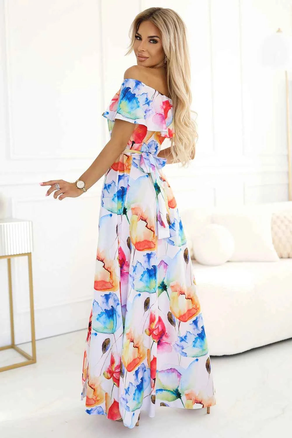 194-5 Rochie lungă de vară cu curea - model de flori colorate ?