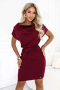 240-11 ROXI Rochie confortabilă cu fustă asimetrică și curea - bordo