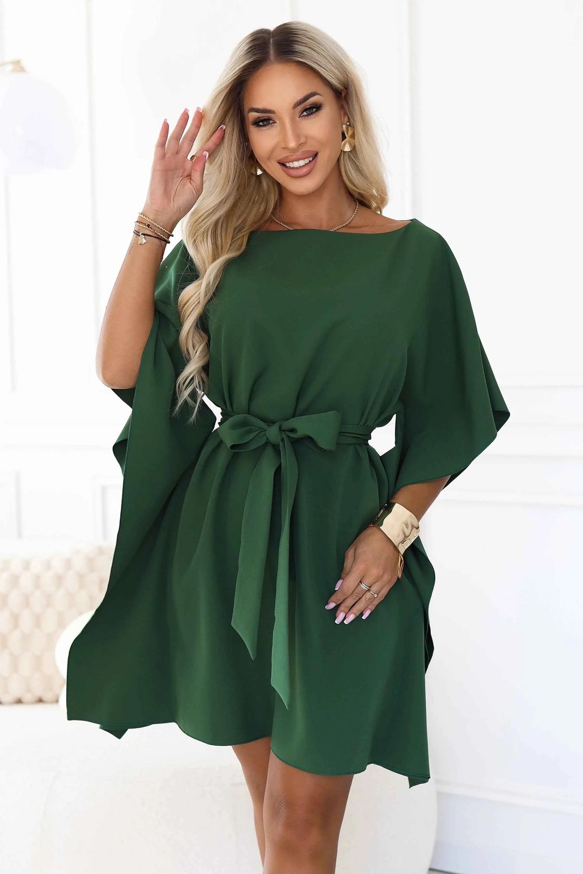 287-47 SOFIA Rochie feminină tip fluture, cu șnur în talie - verde smarald
