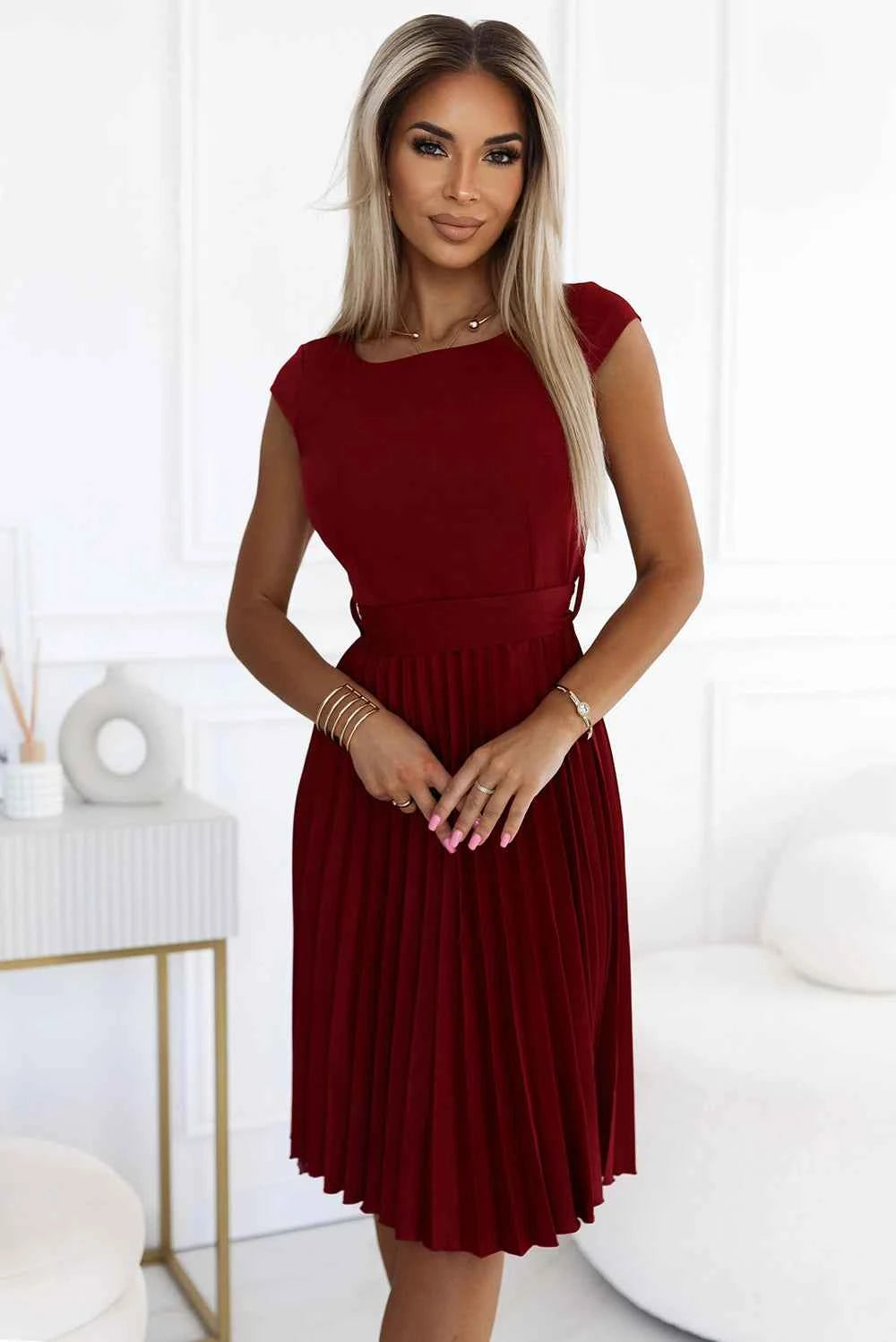 311-15 LILA Rochie plisată cu mânecă scurtă - VISINIU