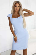 318-8 Rochie midi elegantă cu decolteu frumos - albastru deschis