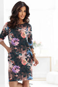 40-18 JOLA Rochie supradimensionată cu buzunare - nuanță ciocolată cu model floral