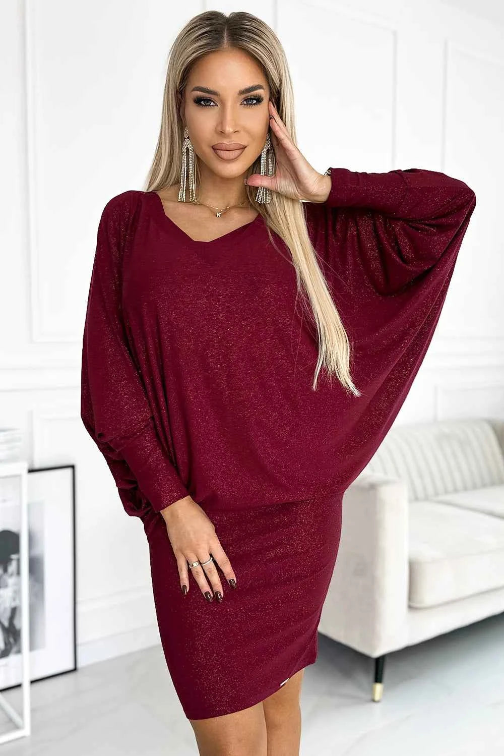 402-4 Rochie tip liliac cu decolteu - culoare VISINIU cu sclipici