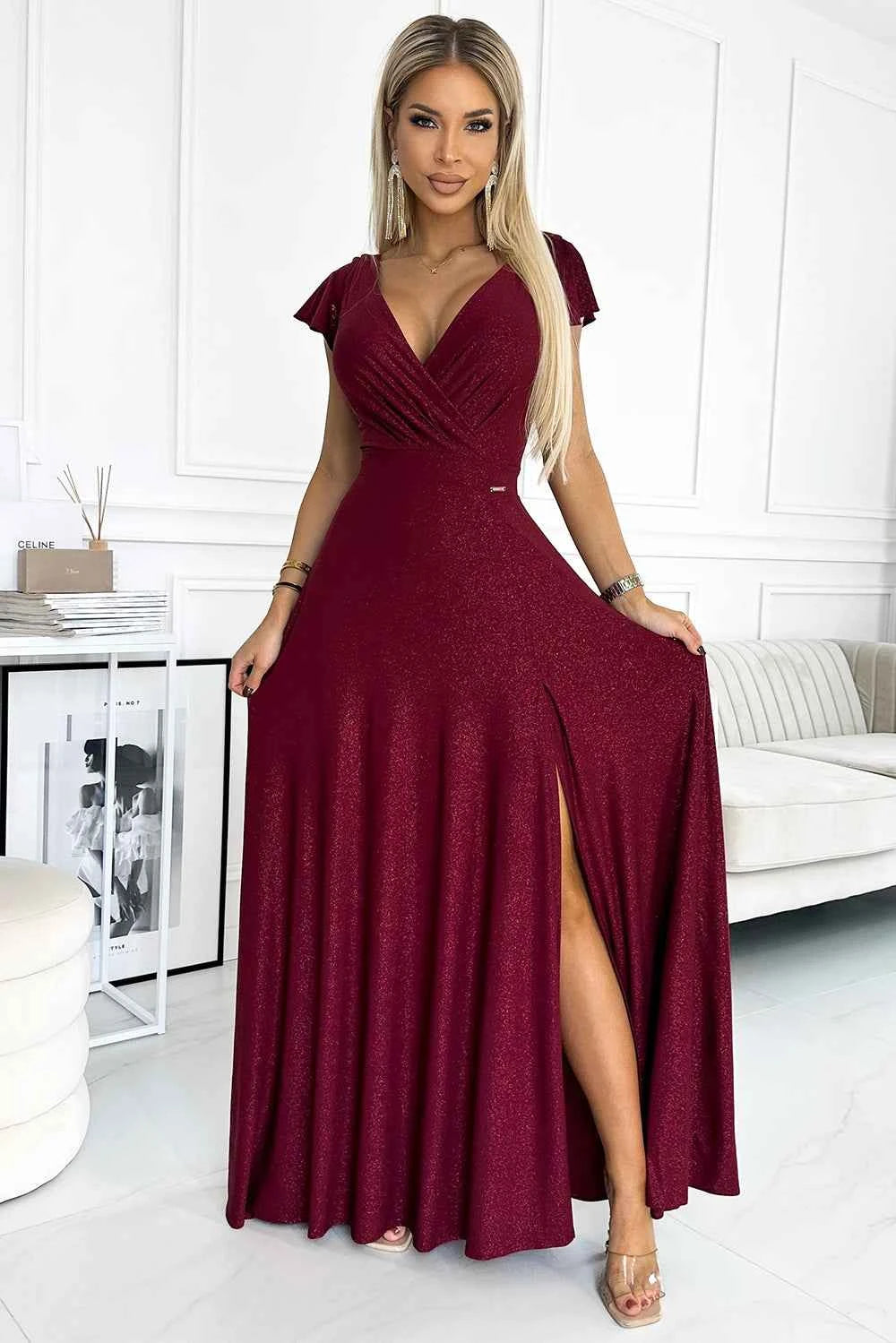 411-8 CRYSTAL rochie lungă strălucitoare cu decolteu - VISINIU