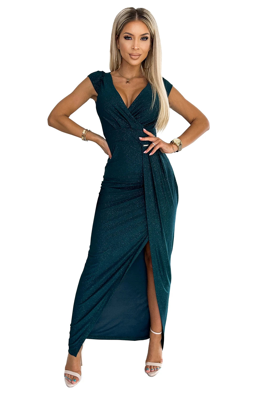 451-1 Rochie strălucitoare cu mânecă scurtă, decolteu și slit pe picior - VERDE STICLĂ