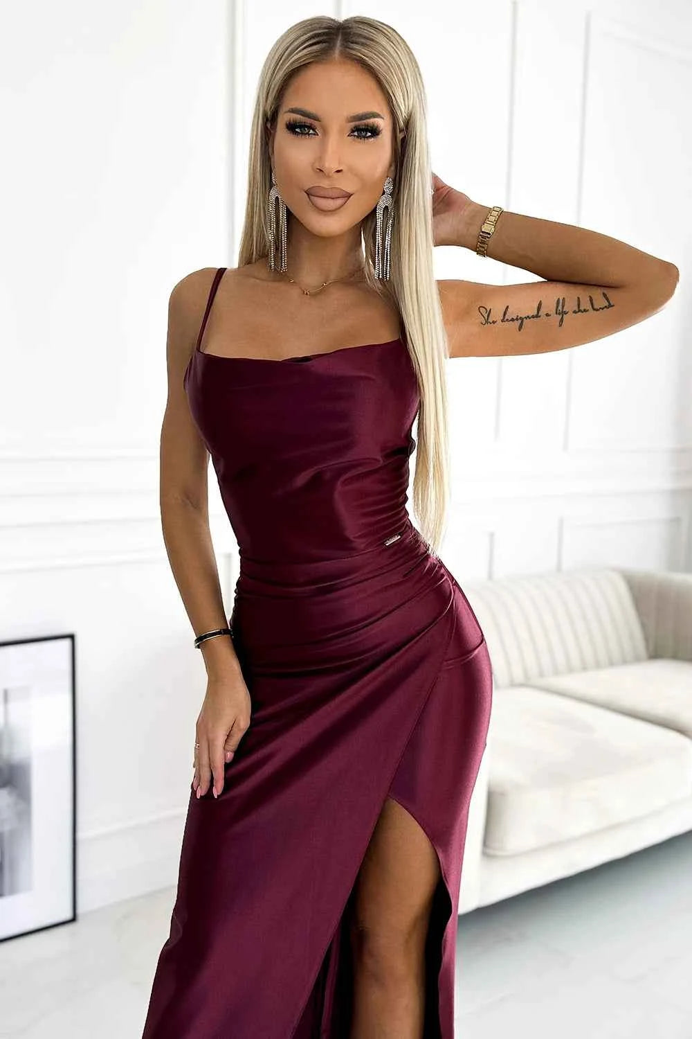 483-4 DIANE rochie lungă de satin cu slit pe picior - VISINIUV