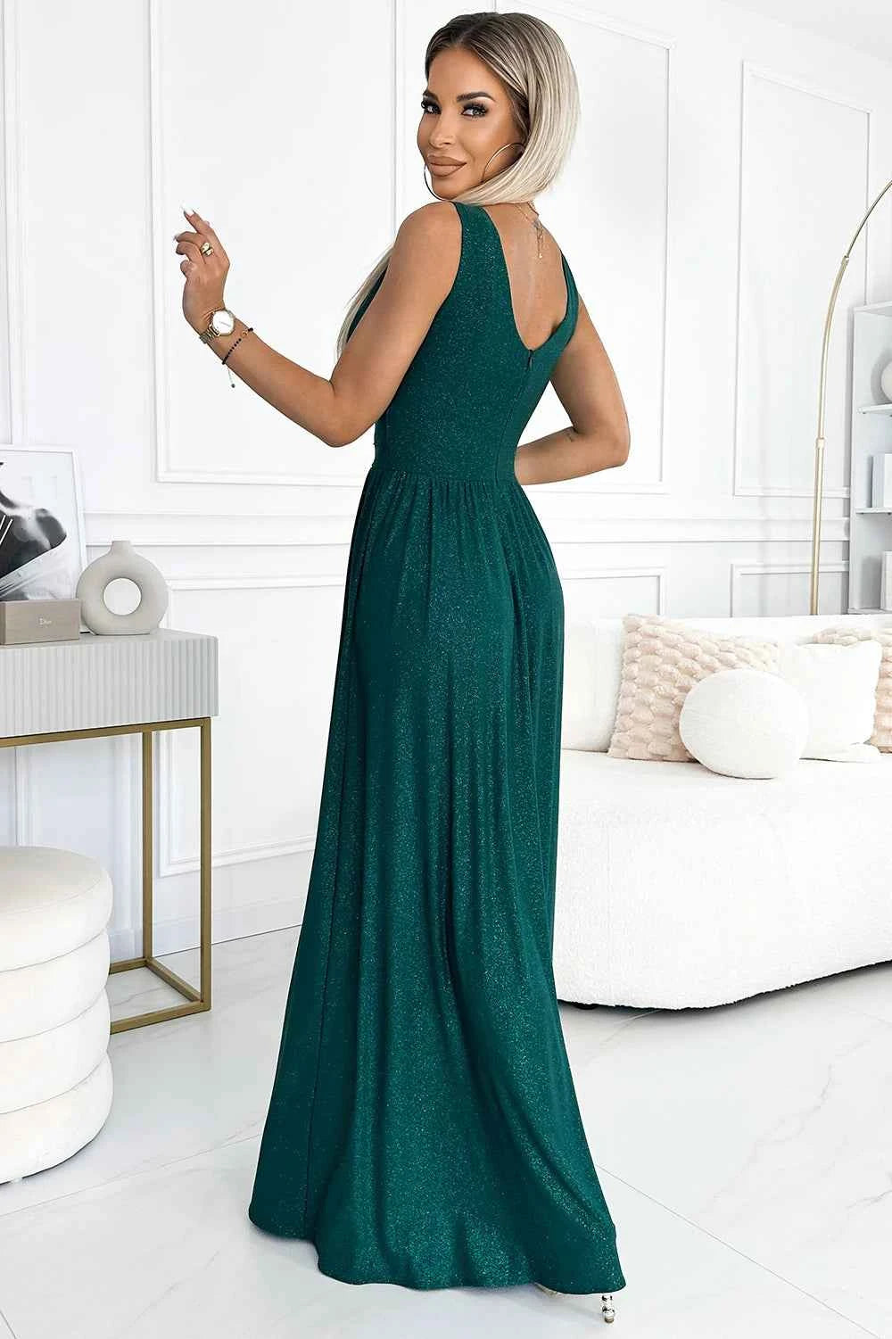 490-3 SUSAN Rochie lunga din brocart cu decolteu si cusaturi in talie - verde
