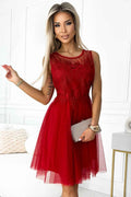 522-3 CATERINA Rochie feminină din dantelă cu tulle delicat - ROȘIE