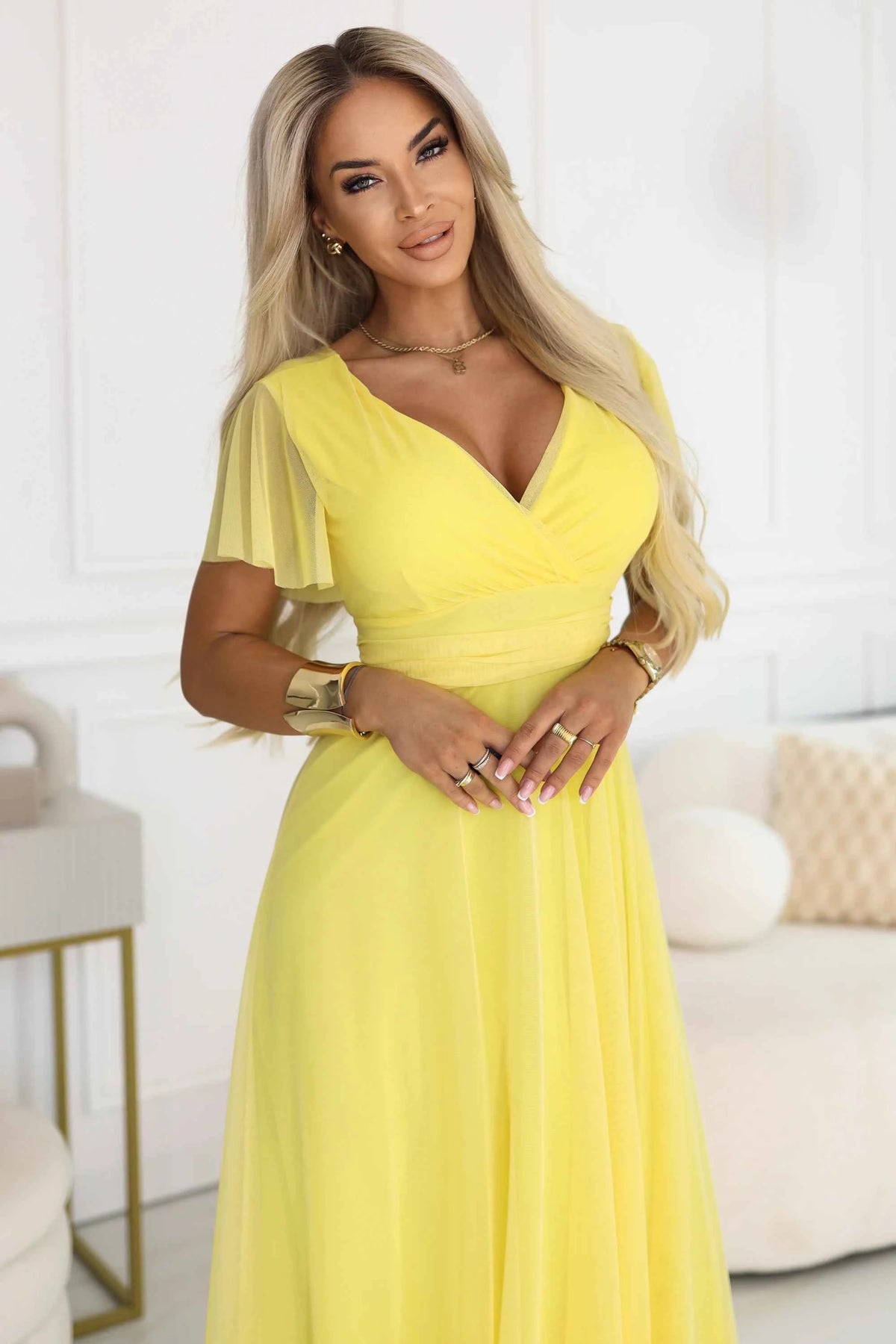 562-8 NASTIA Rochie lungă cu decolteu, nod și mâneci scurte - limoncello cu lămâie
