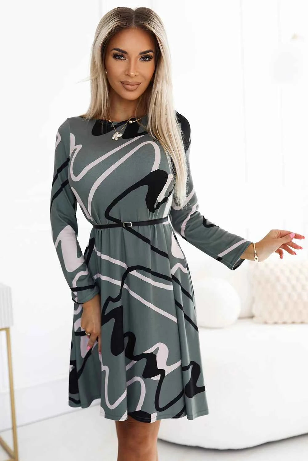 576-1 Rochie pulover trapezoidală cu curea - măsline cu model negru și bej