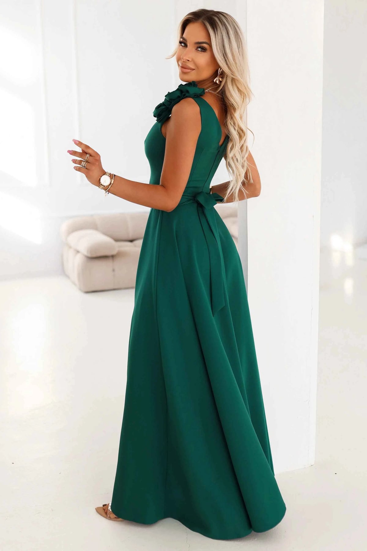 643-1 Rochie maxi elegantă de seară cu crăpătură și trandafiri - verde sticlă