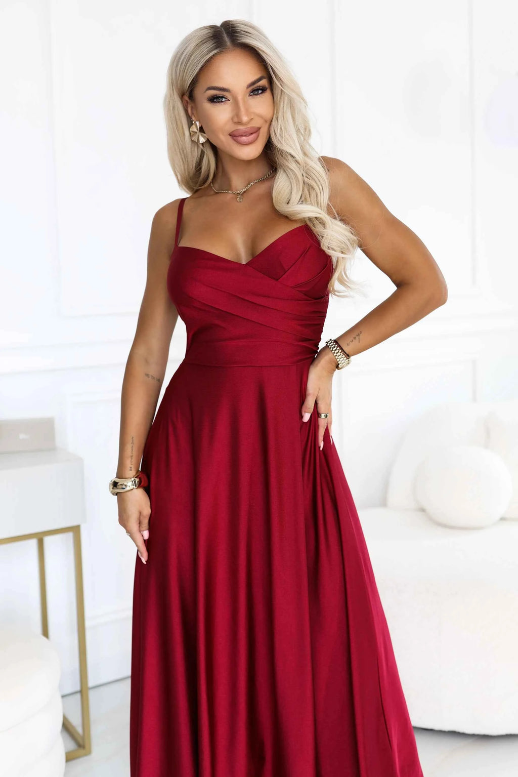 646-5 Rochie de seară lungă cu bretele și șliț la picior - bordo