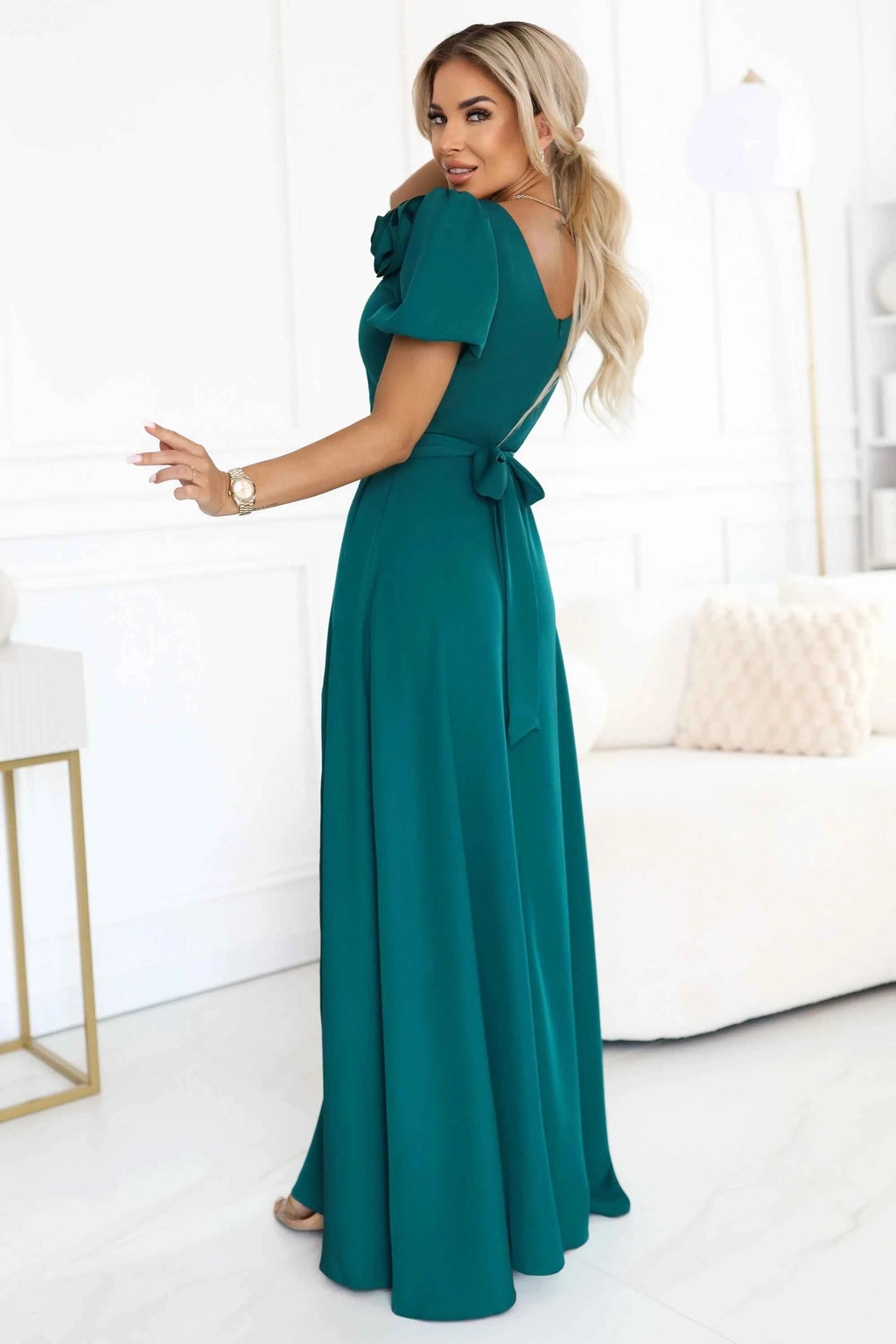 653-1 Rochie lungă elegantă cu trandafir, curea și crăpătură înaltă - verde sticlă