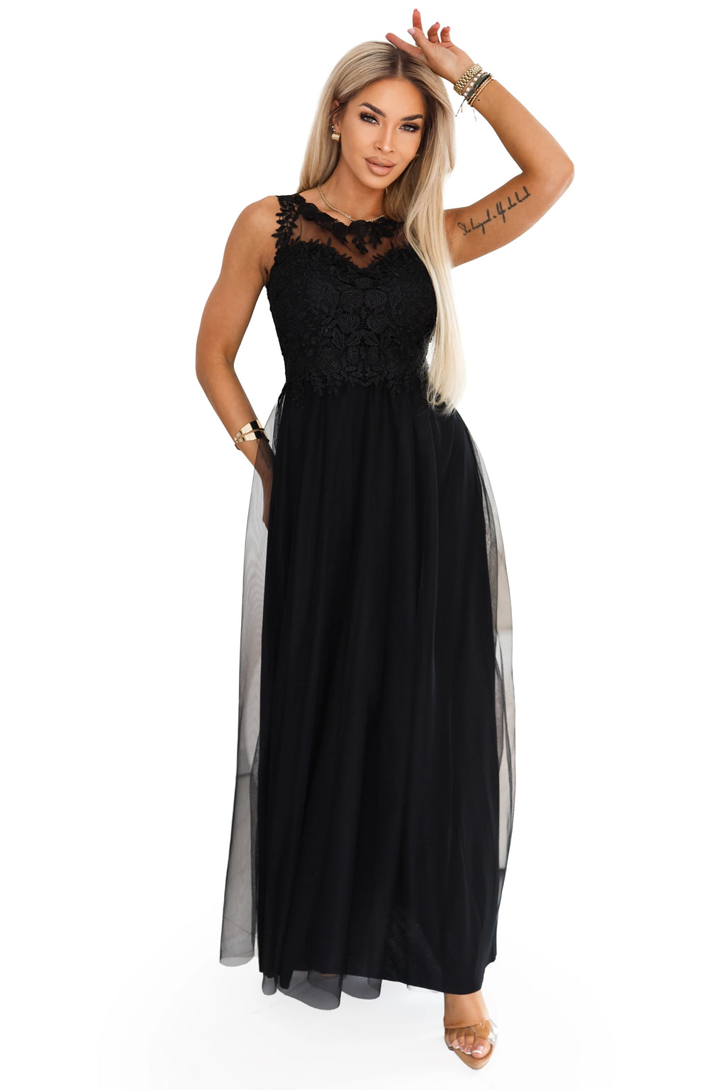672-4 Rochie maxi romantică cu dantelă brodată și tul - neagră