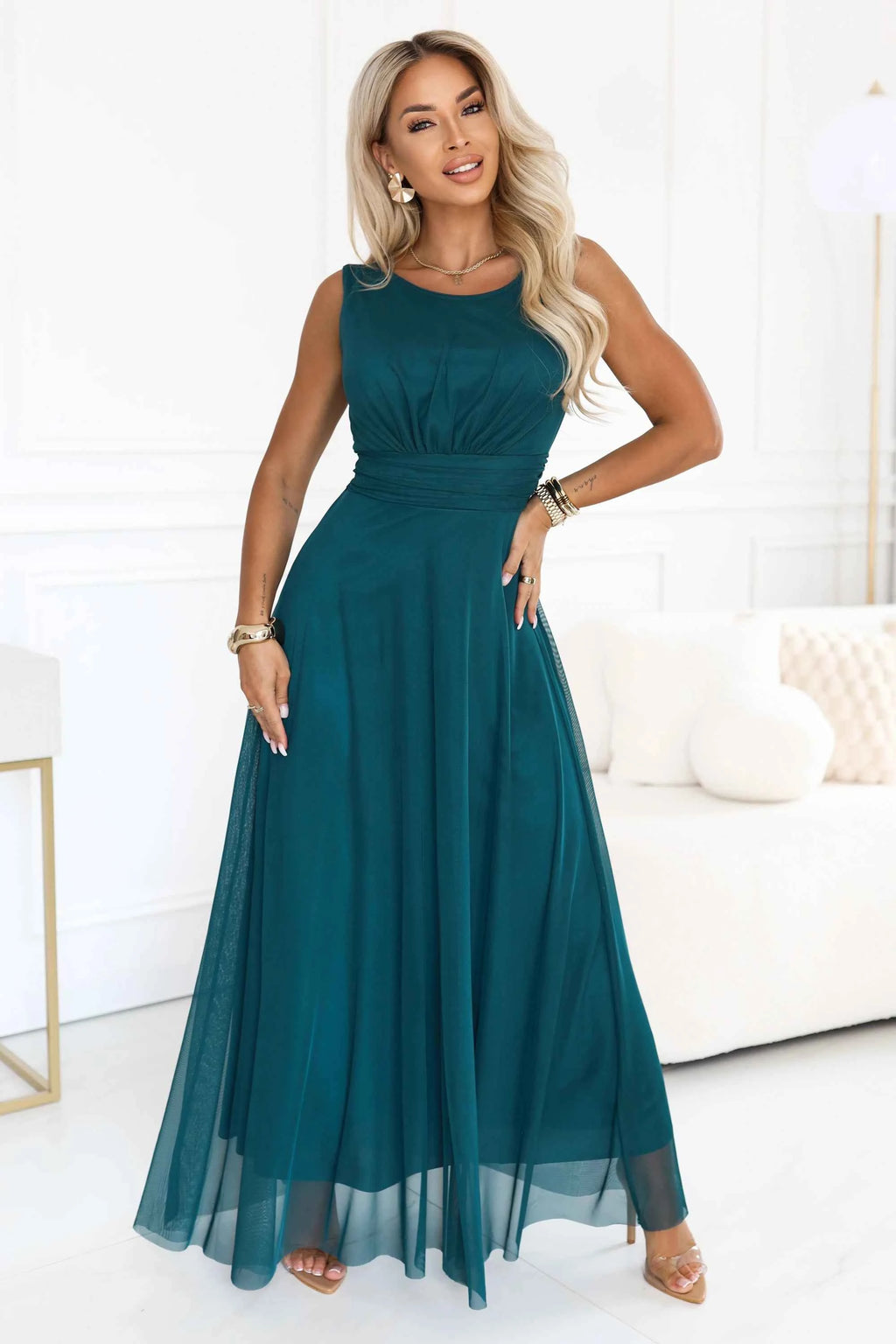 678-2 ELIRA Rochie maxi lungă din tul cu decolteu rotund - verde sticlă