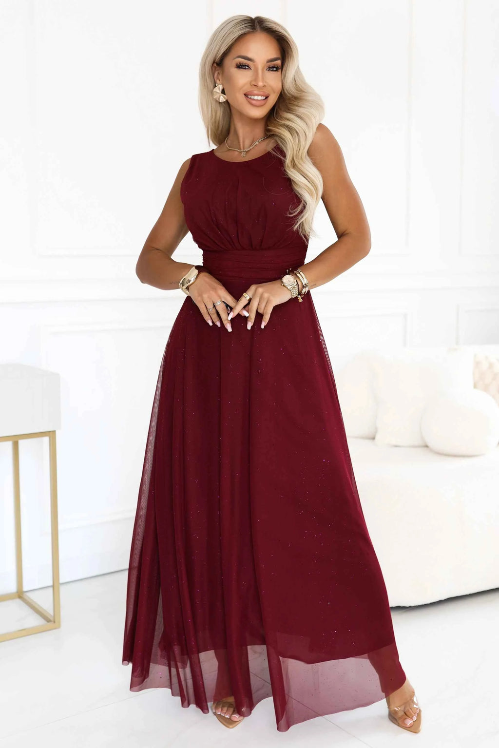679-1 AVELINE Rochie maxi lungă din tul cu sclipici și decolteu rotund - bordo