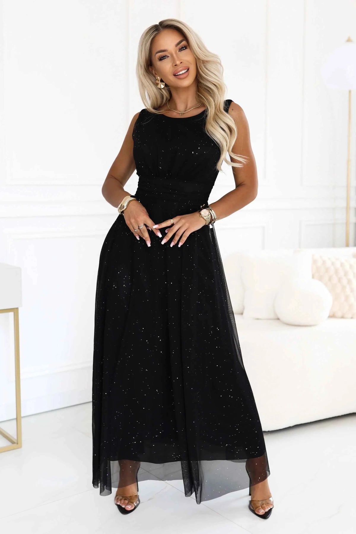 679-4 AVELINE Rochie maxi lungă din tul cu sclipici și decolteu rotund - negru