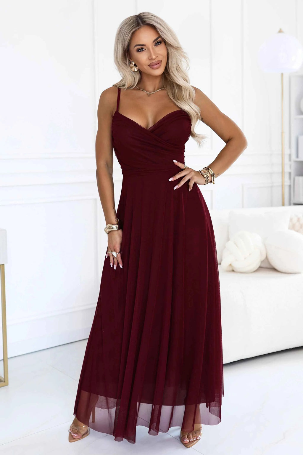 681-3 NILA Rochie maxi din tul pe bretele cu decolteu plic - bordo