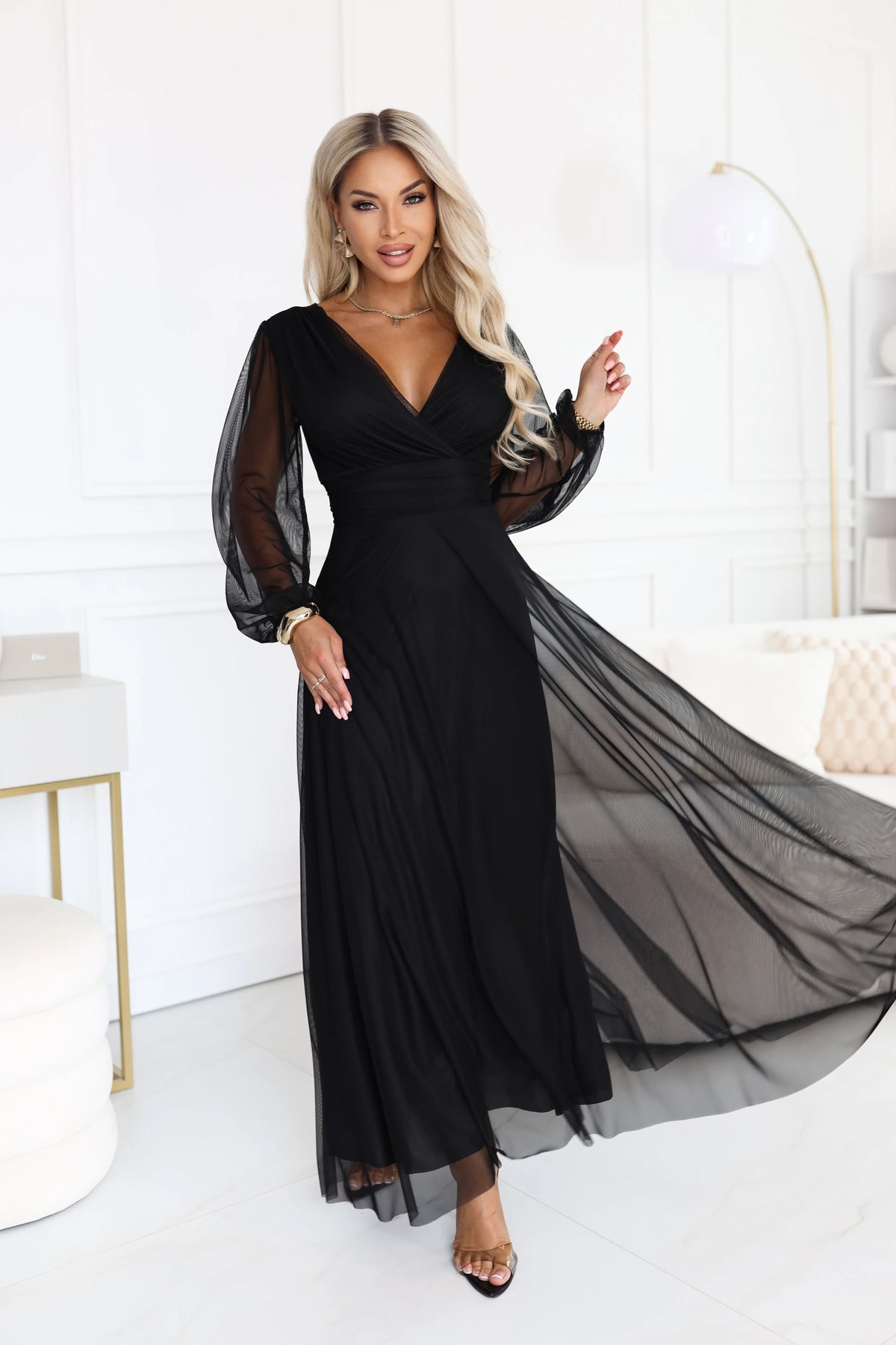 684-4 NERISSA Rochie maxi elegantă din tul, cu decolteu petrecut - negru