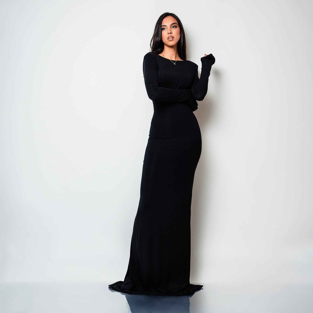 Rochie lunga neagra din bumbac de cocktail cu spatele gol si drapaje Luna
