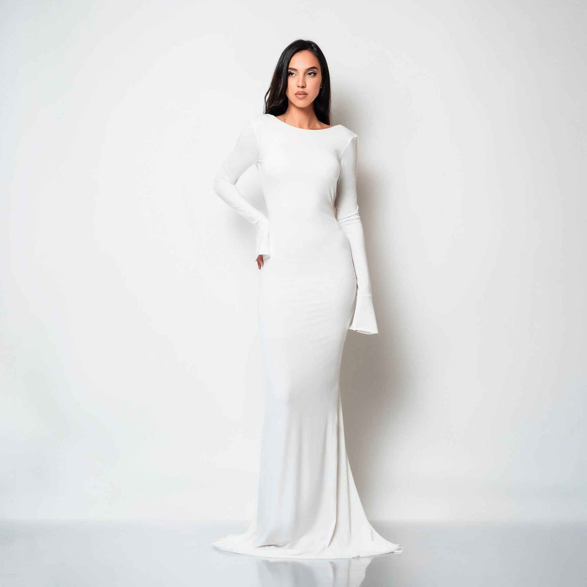 Rochie lunga alba din bumbac de cocktail cu spatele gol si drapaje Luna