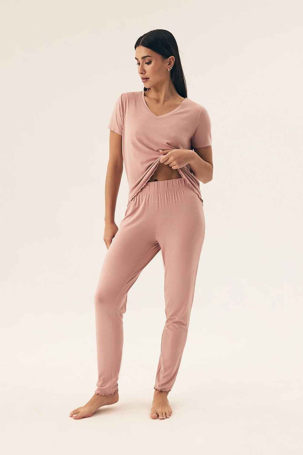 Pyjama Henderson