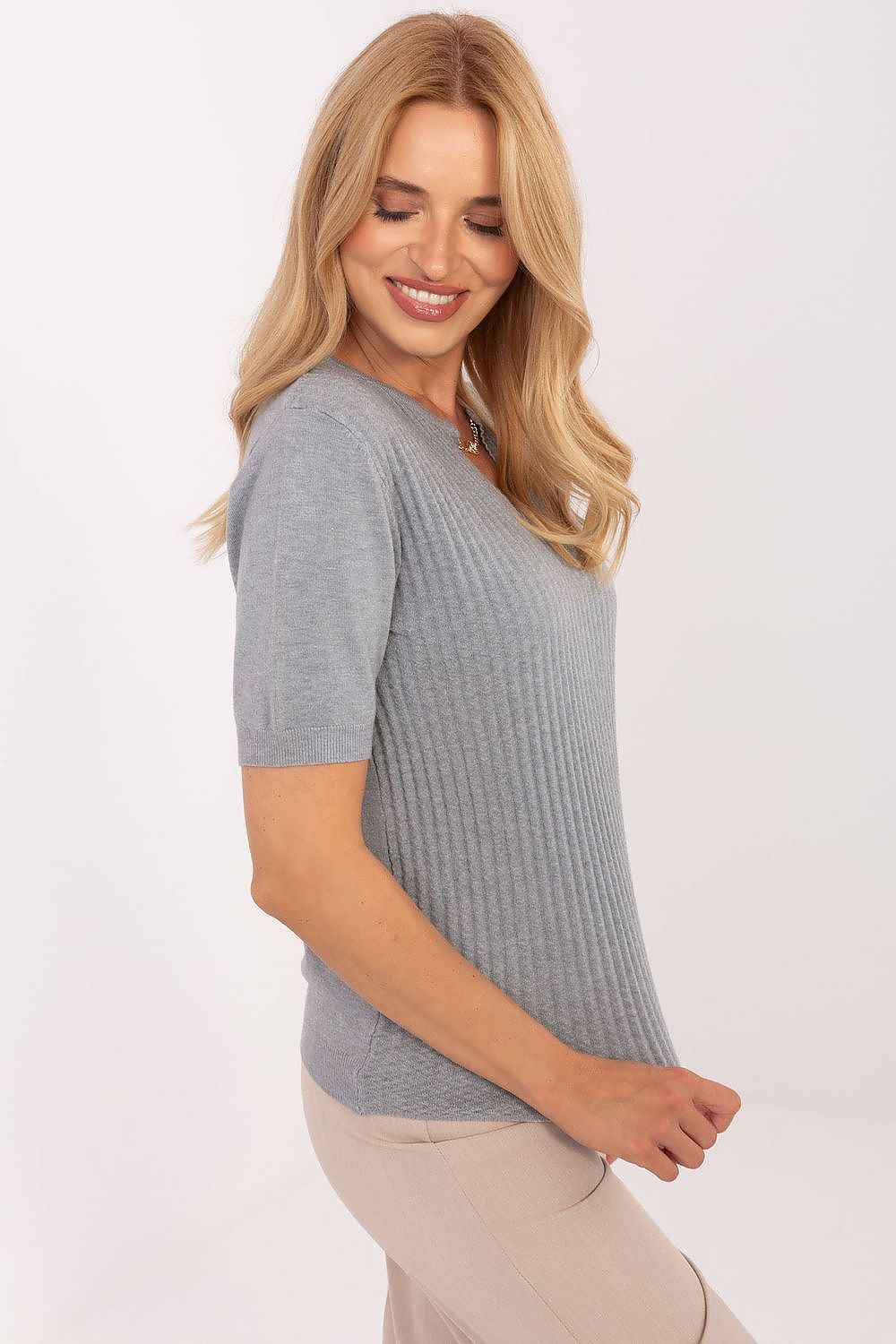 Short sleeve sweater Factory Price