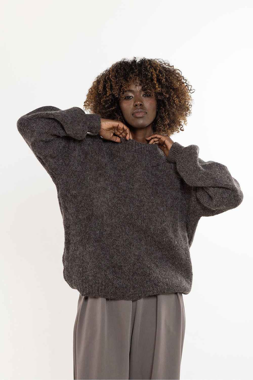Jumper awama