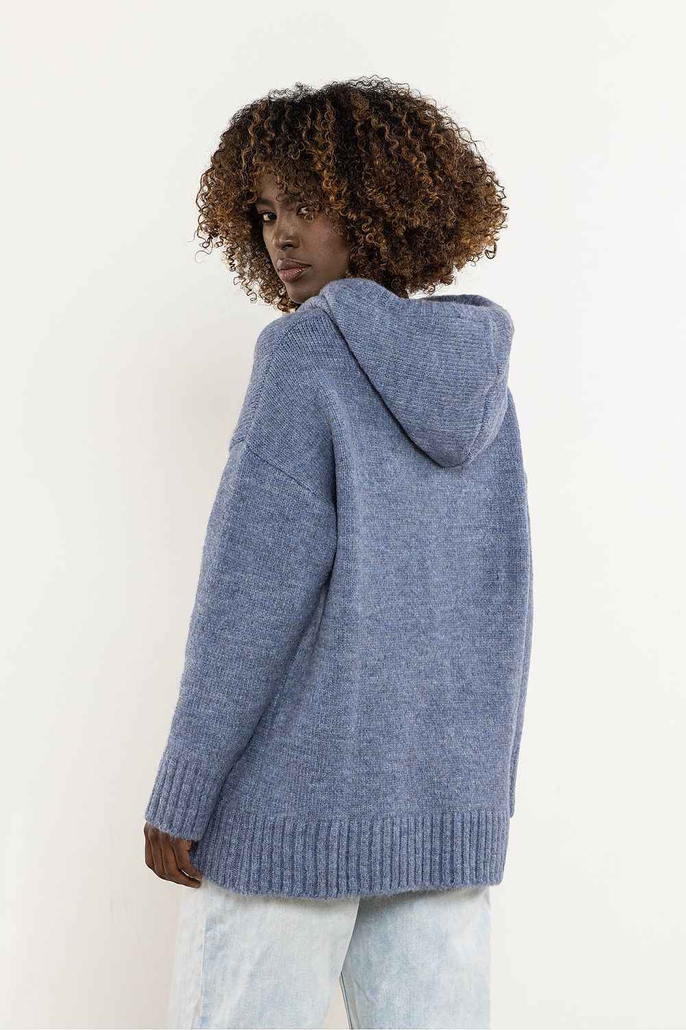 Jumper awama