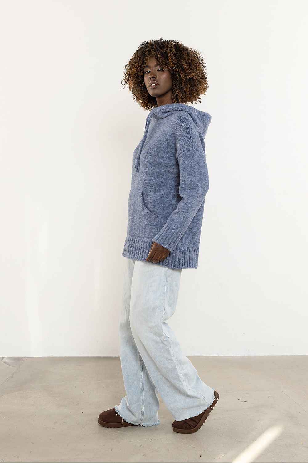 Jumper awama