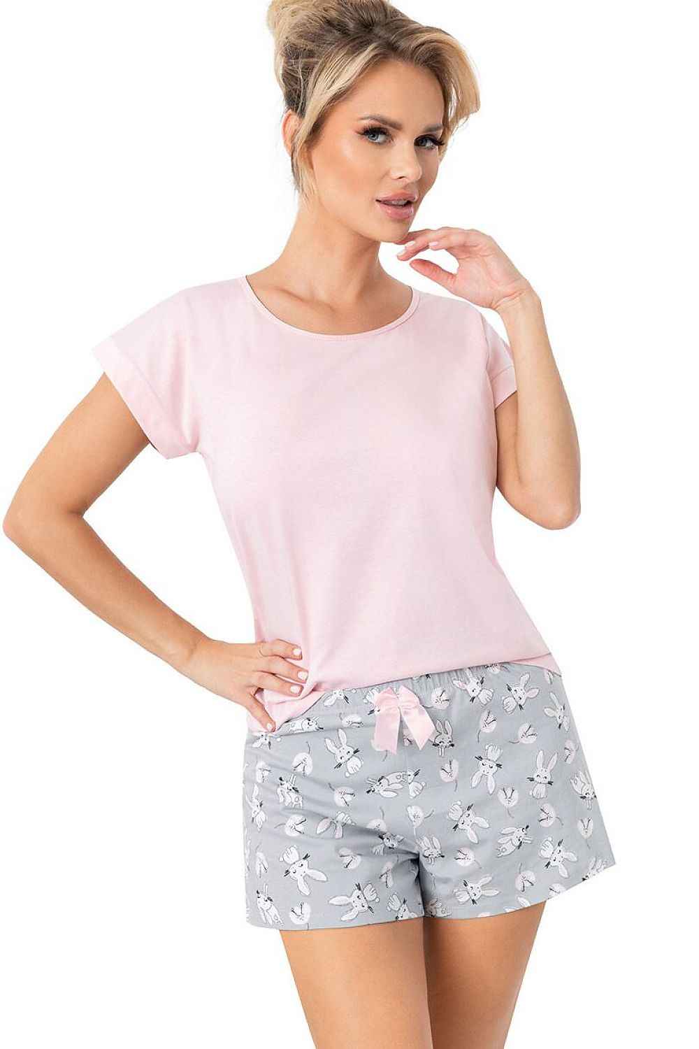 Pyjama Donna