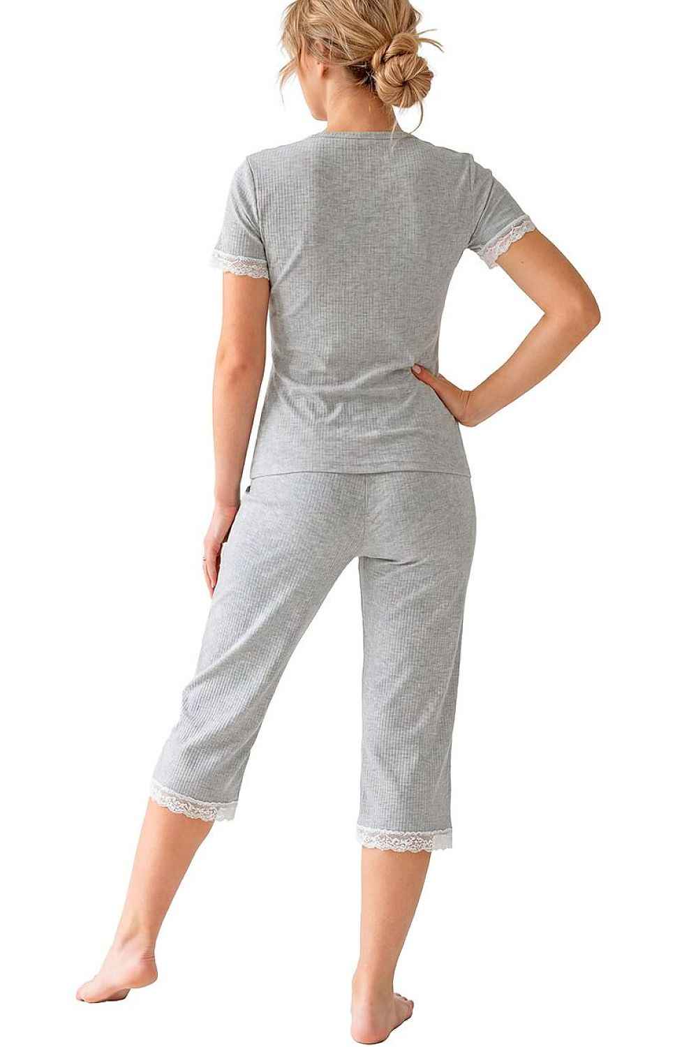 Pyjama Donna
