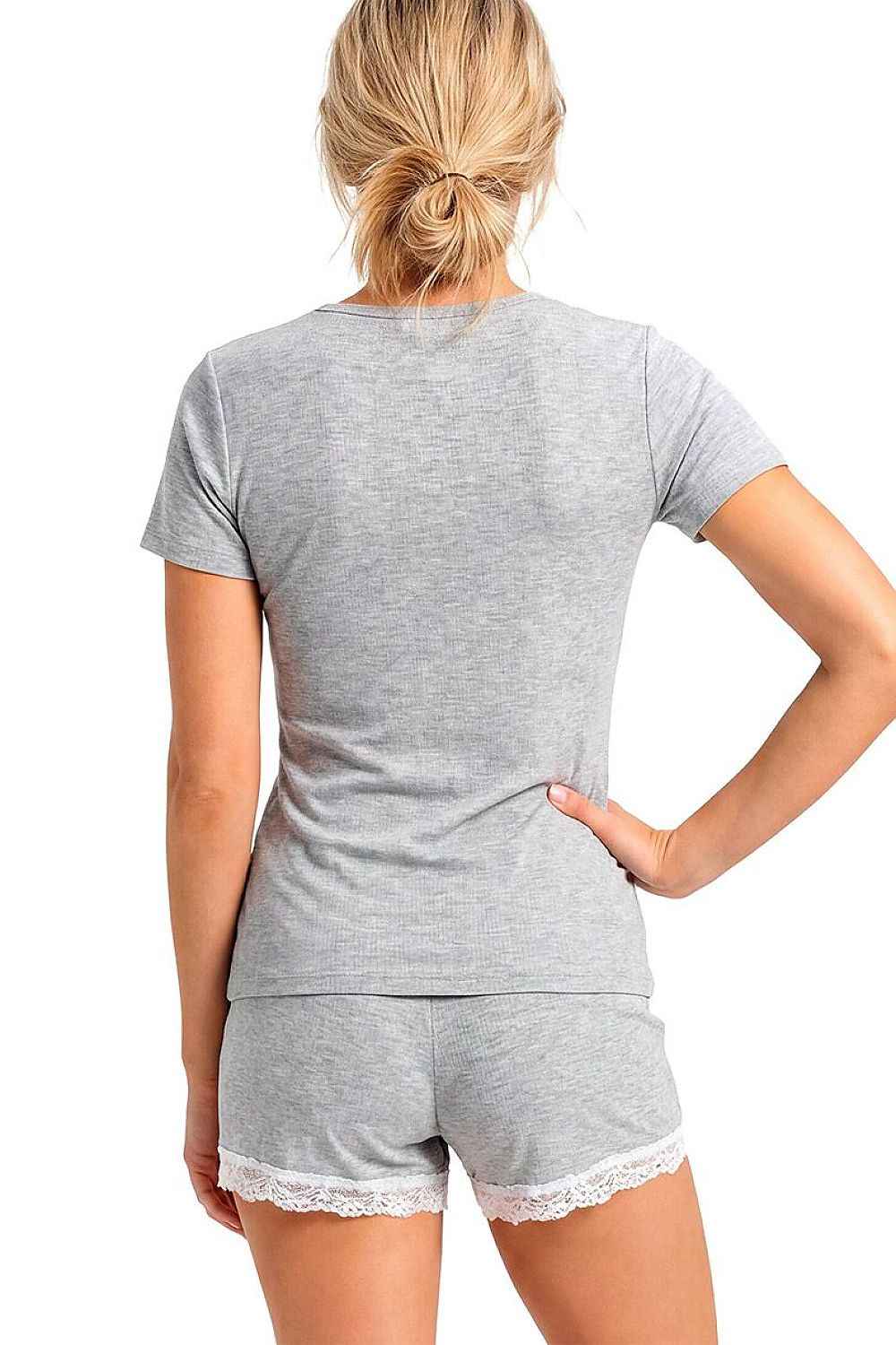 Pyjama Donna