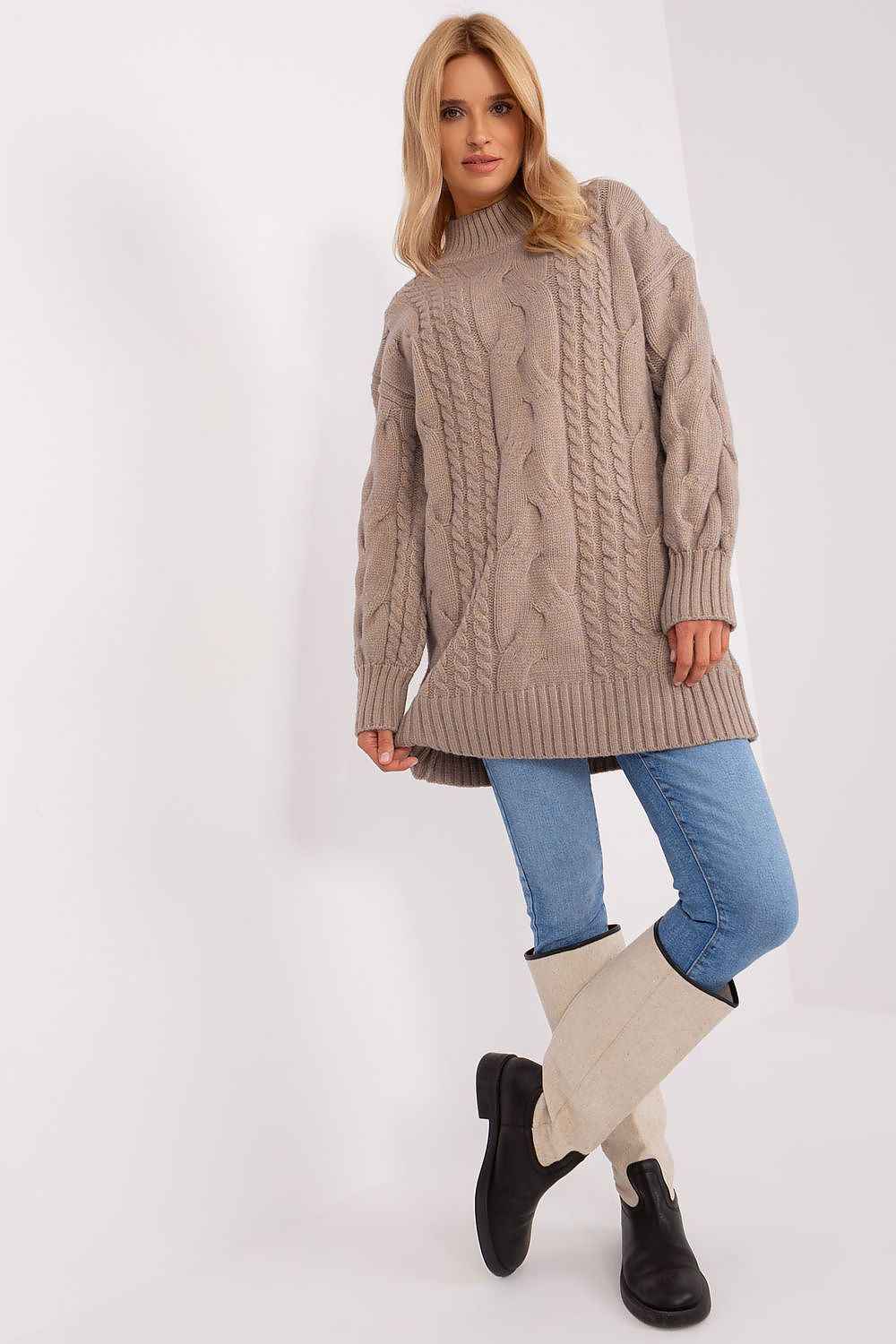 Long jumper AT
