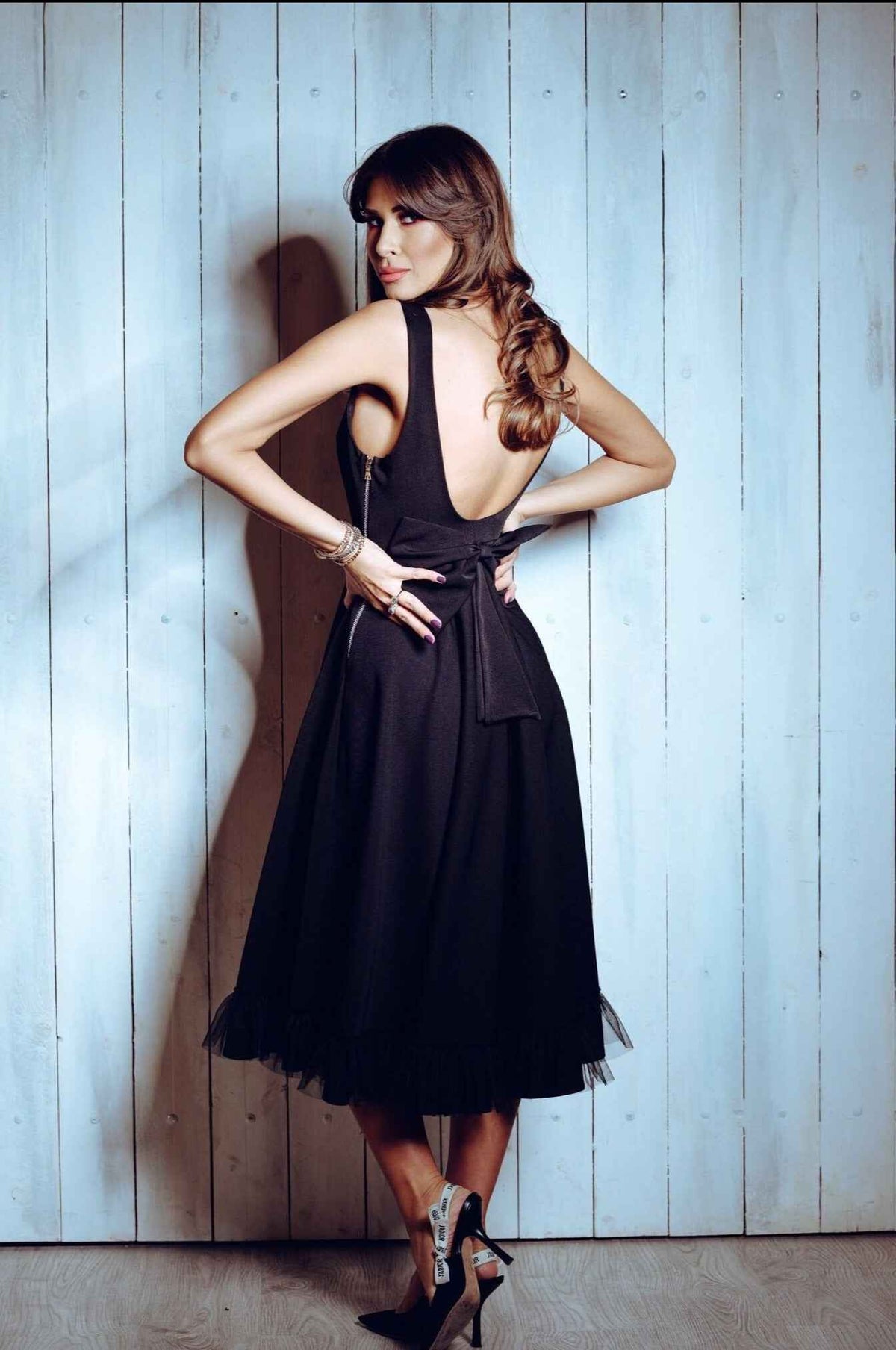 Rochie neagra cu spatele gol Estella