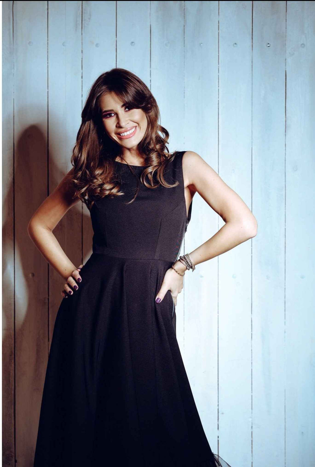 Rochie neagra cu spatele gol Estella