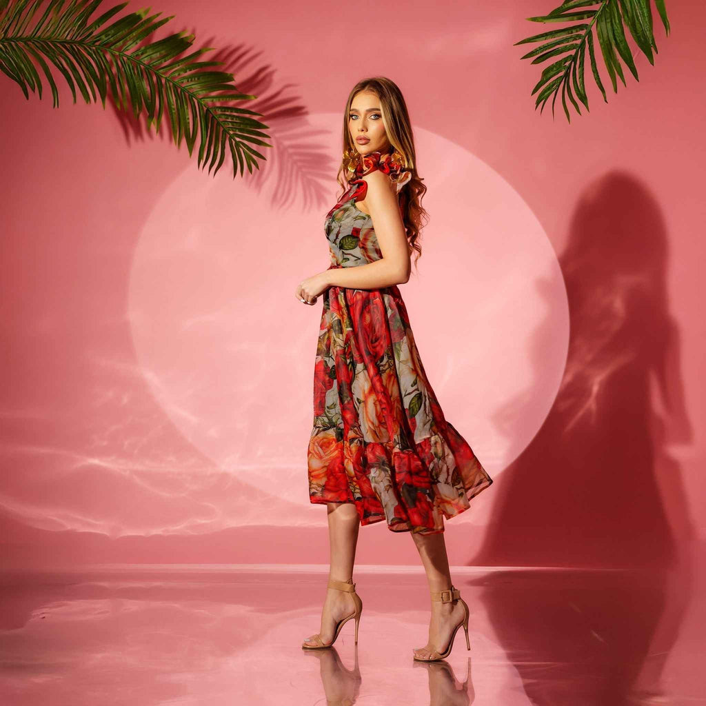 Rochie midi din organza printata cu fusta clos si volane Rosa